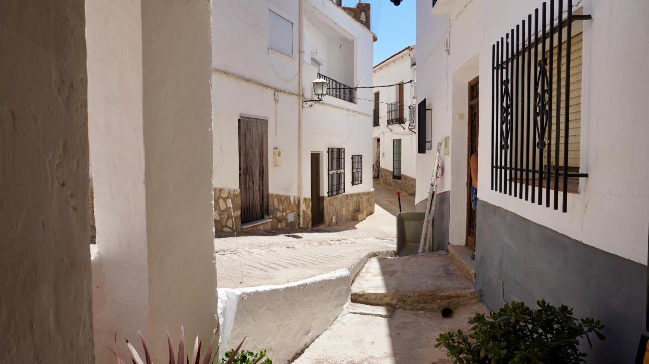 Casa Amigos Sorvilan - La Almendra Exteriér fotografie
